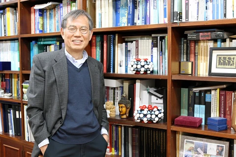 Kimoon Kim