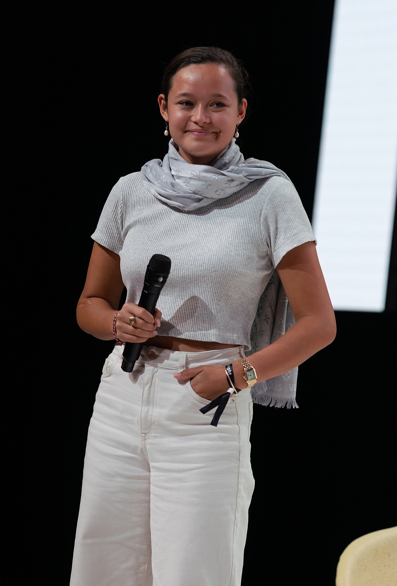 Melati Wijsen portrait