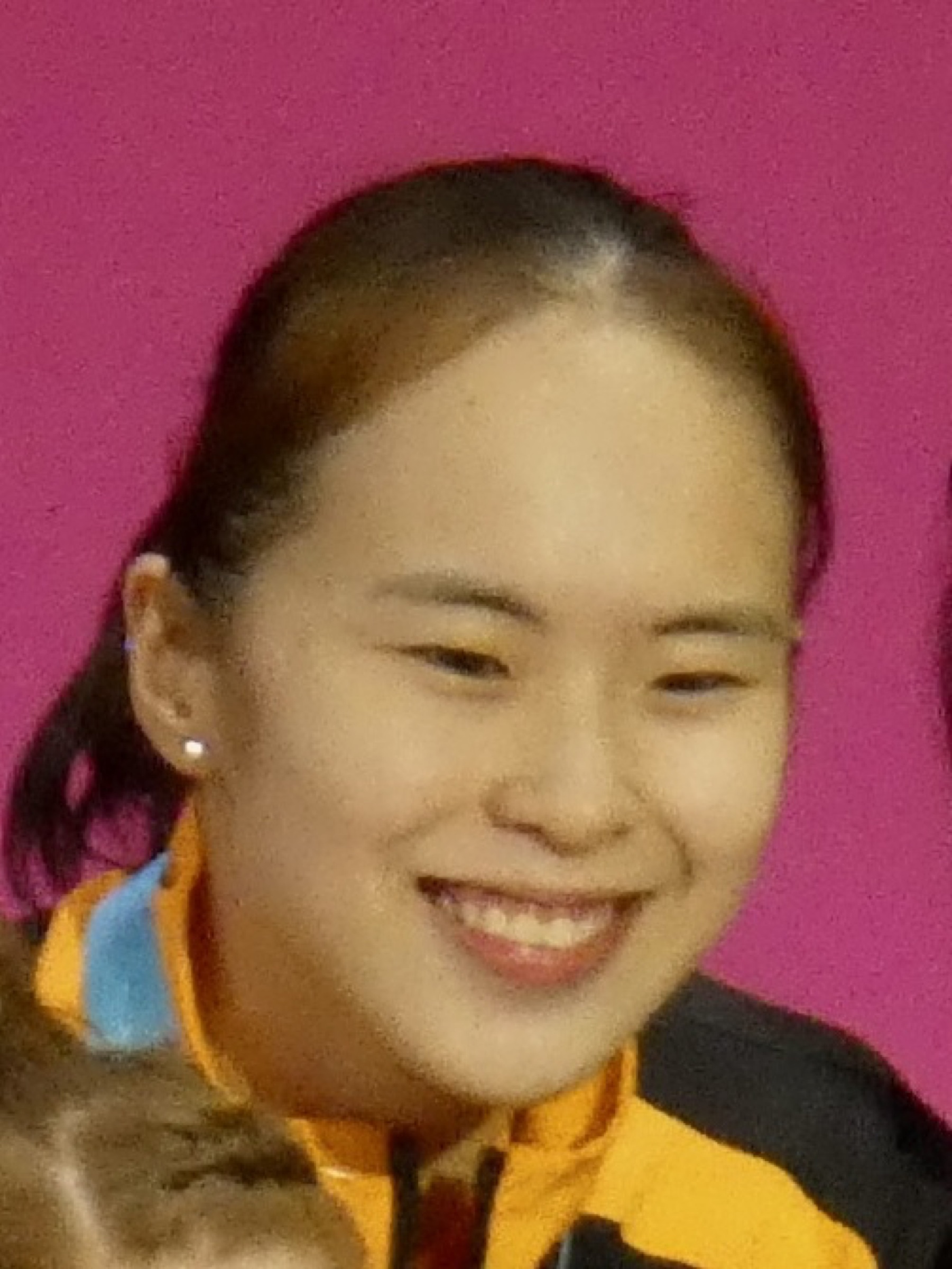 Pearly Tan at the 2022 Commonwealth Games women's doubles medal ceremony.
