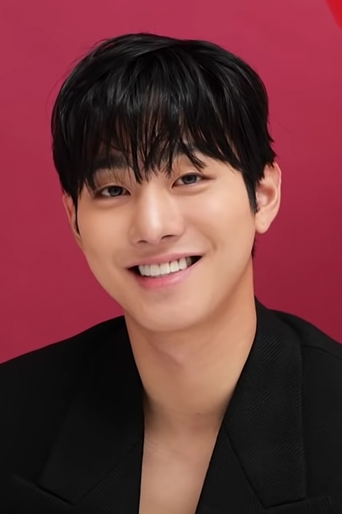 Portrait of Ahn Hyo-seop